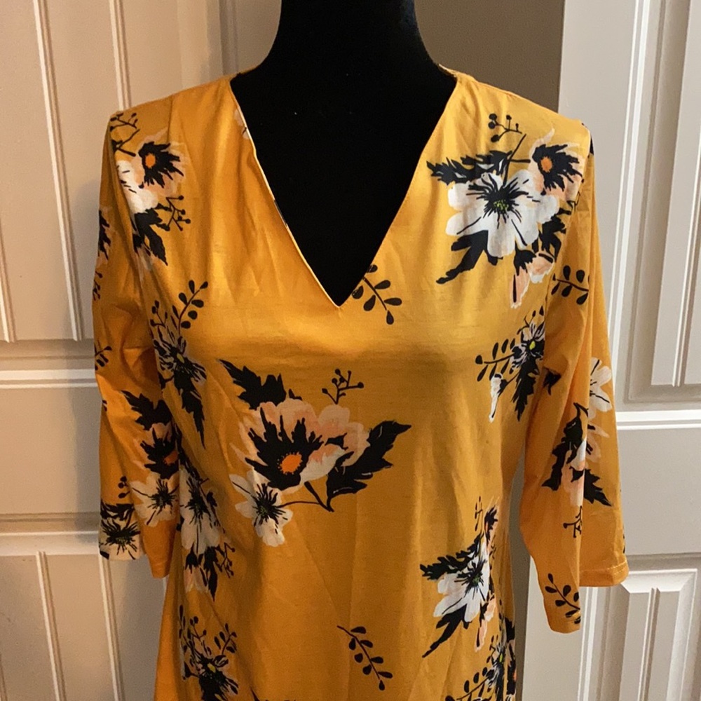 Swing Dress - Picture 2 of 3